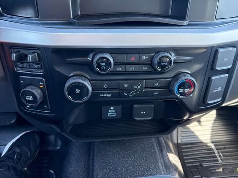 New 2025 Ford F250 XL w/ XL Chrome Package image 24