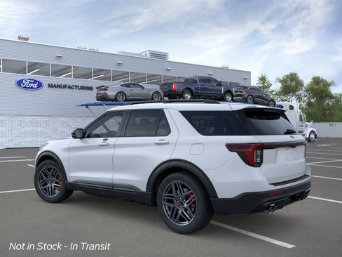 New 2026 Ford Explorer ST AWD/4WD image 4