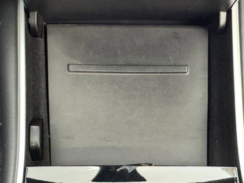 Used 2020 Tesla Model 3 Standard Range Plus image 32