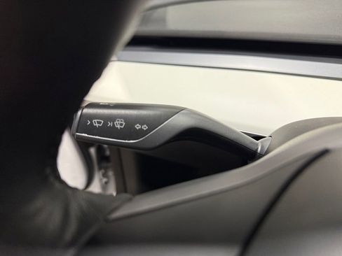 Used 2022 Tesla Model 3 Long Range image 32