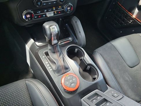 Used 2026 Ford Bronco Raptor AWD/4WD image 19