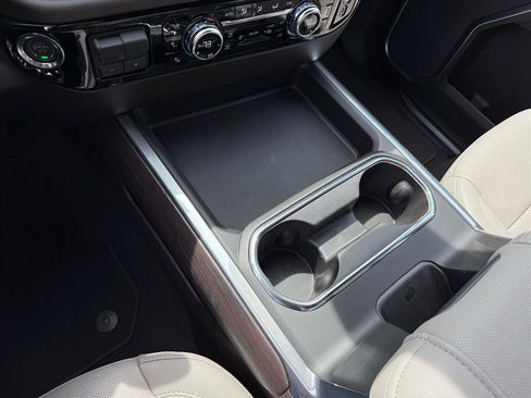 New 2026 GMC Sierra 2500 SLT w/ SLT Convenience Package image 14