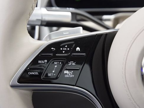 Certified 2022 Mercedes-Benz S 500 4MATIC image 24