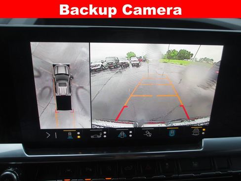 Used 2023 GMC Sierra 1500 SLT w/ SLT Premium Plus Package AWD/4WD image 16