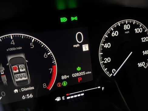 Used 2023 Honda Civic LX image 5