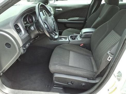 Used 2023 Dodge Charger SXT RWD image 8
