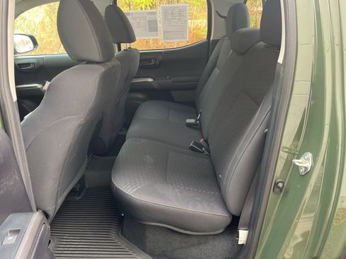 Used 2021 Toyota Tacoma SR5 image 10