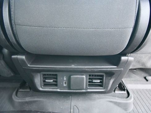 Used 2023 Chevrolet Silverado 1500 RST w/ Z71 Off-Road Package AWD/4WD image 17