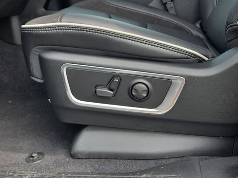 New 2026 RAM 1500 Laramie w/ Night Edition image 13