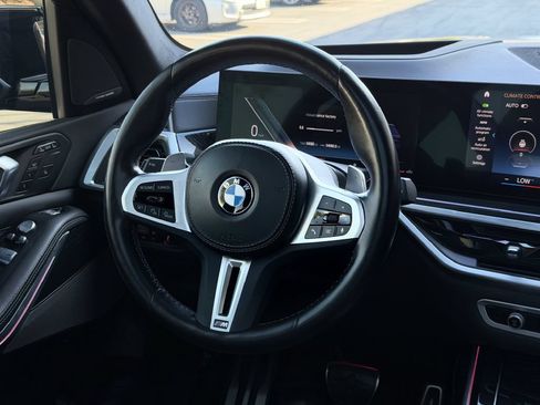 Used 2023 BMW X7 M60i AWD/4WD image 23