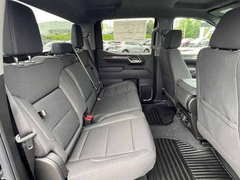 New 2026 GMC Sierra 1500 Elevation image 16
