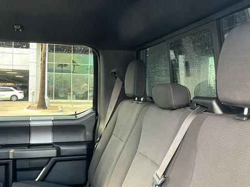 Used 2017 Ford F150 XLT w/ Equipment Group 302A Luxury AWD/4WD image 18