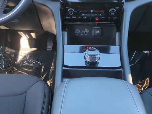 New 2025 Jeep Grand Cherokee Laredo w/ MOPAR Finishing Package image 20