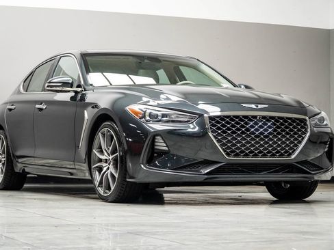Used 2019 Genesis G70 3.3T Design RWD image 4