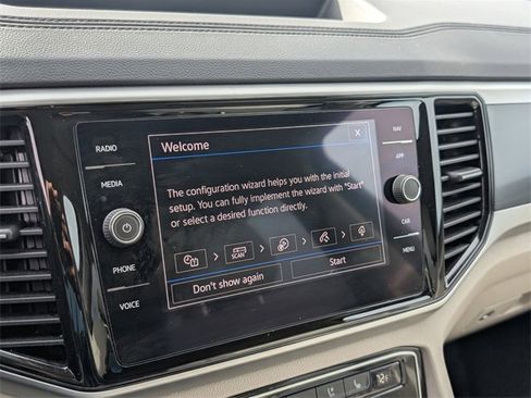 Used 2022 Volkswagen Atlas SEL Premium image 23