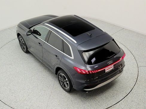 Certified 2025 Audi Q5 Premium Plus w/ Premium Plus AWD/4WD image 28