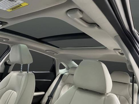 Used 2023 Hyundai Sonata Limited image 7