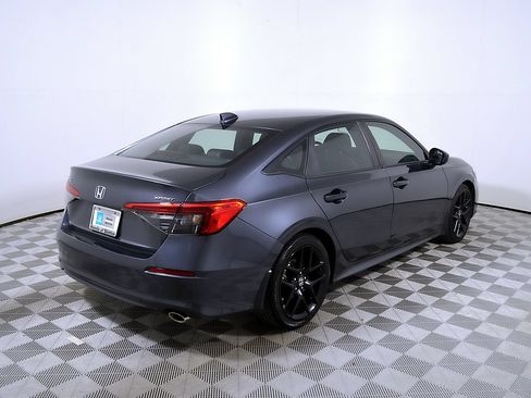 Used 2024 Honda Civic Sport image 7