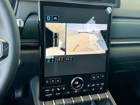 New 2026 GMC Terrain AT4 w/ Convenience Package III image 9