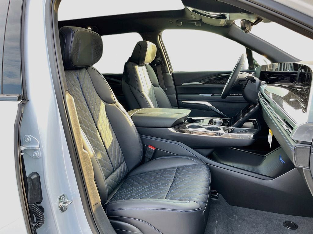 New 2026 Cadillac Escalade IQL Luxury AWD/4WD image 34