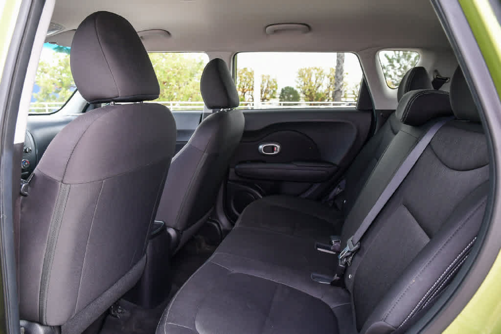 Used 2015 Kia Soul FWD image 17