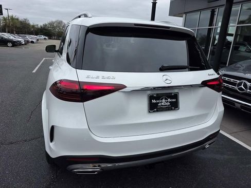 New 2026 Mercedes-Benz GLE 350 4MATIC image 3