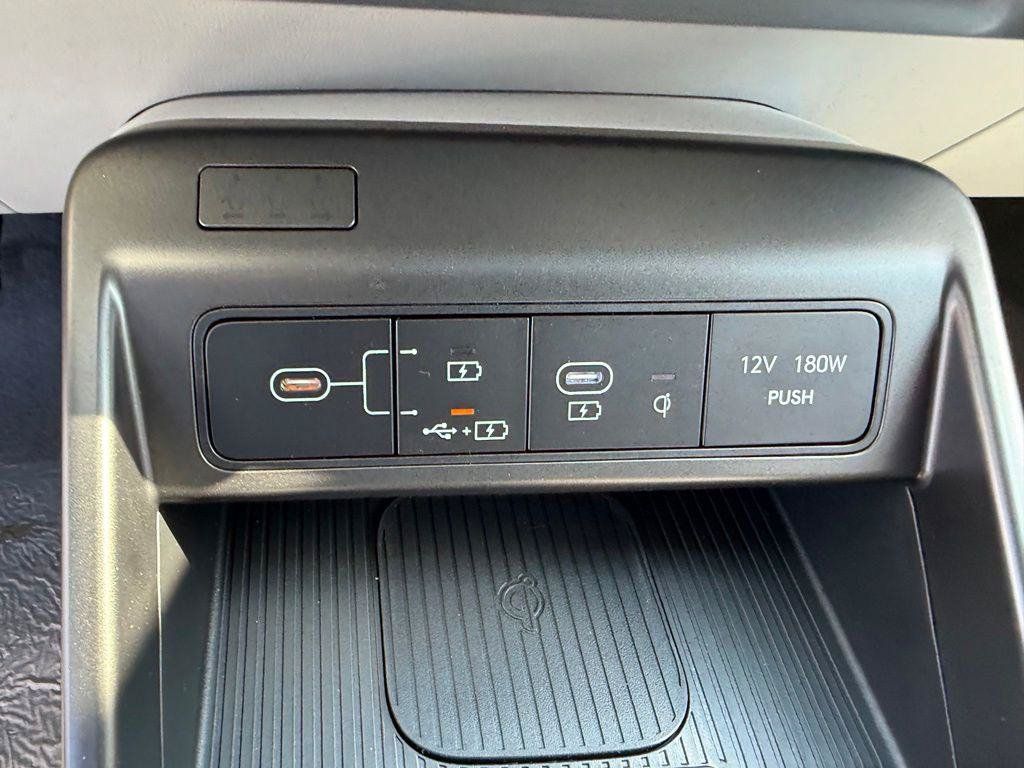 New 2027 Hyundai Kona Limited AWD/4WD image 28