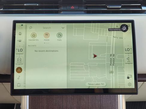 New 2026 Land Rover Range Rover Long Wheelbase SE image 12