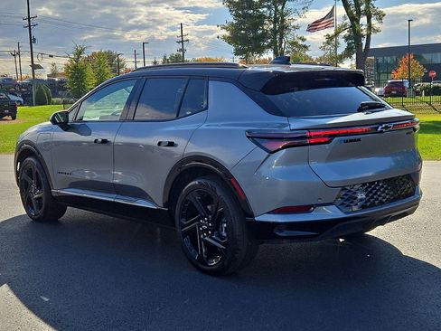 New 2026 Chevrolet Equinox EV RS image 11