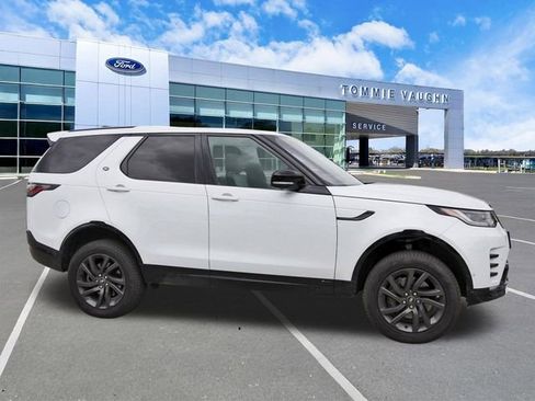Used 2022 Land Rover Discovery S R-Dynamic image 5