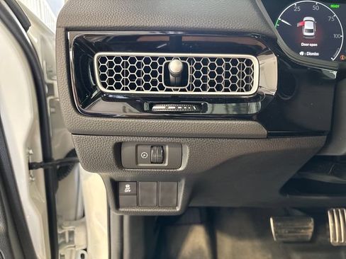 Certified 2025 Honda Civic Sport image 15