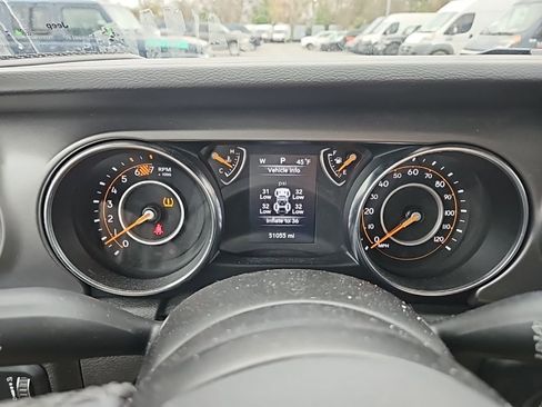 Used 2023 Jeep Wrangler Sport S image 18