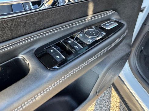 New 2026 Lincoln Corsair Premiere image 17