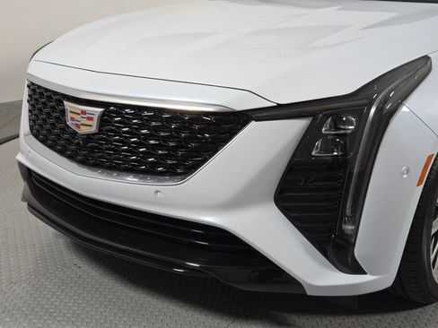 Used 2026 Cadillac CT5 Premium Luxury RWD image 8