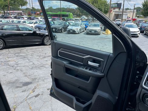 Used 2024 RAM 2500 Big Horn w/ Bed Utility Group image 18