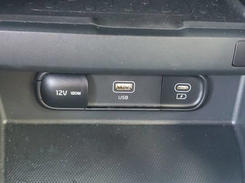 Used 2025 Kia Seltos EX FWD image 31