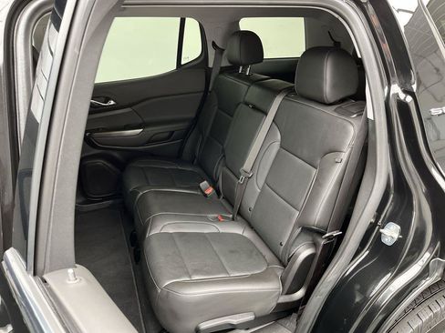 Certified 2023 GMC Acadia SLT AWD/4WD image 13