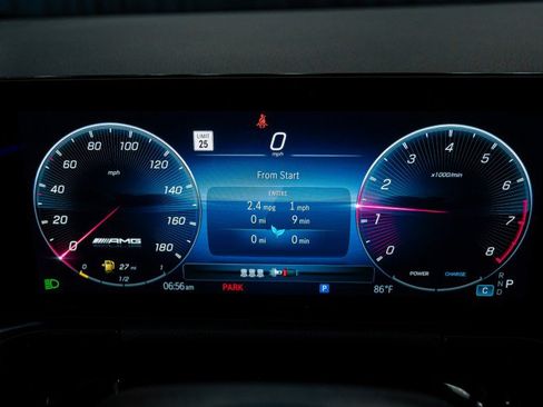New 2026 Mercedes-Benz GLA 35 AMG 4MATIC image 17