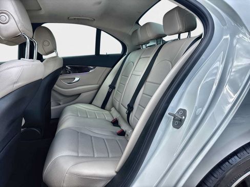 Used 2021 Mercedes-Benz C 300 Sedan image 12