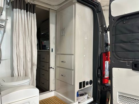 Used 2021 RAM ProMaster 1500 w/ Convenience Group FWD image 34