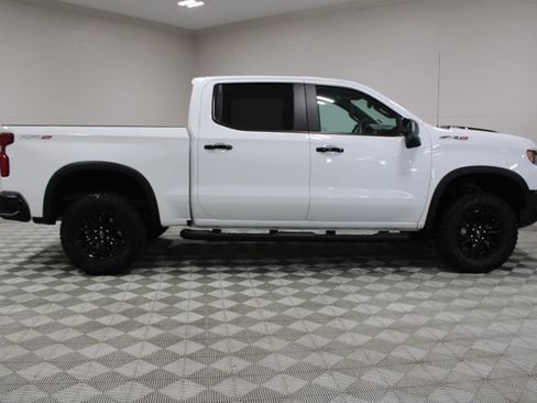 Used 2024 Chevrolet Silverado 1500 ZR2 AWD/4WD image 12