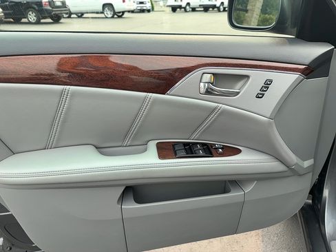 Used 2008 Toyota Avalon Limited FWD image 11