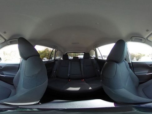 Used 2025 Toyota RAV4 LE image 37