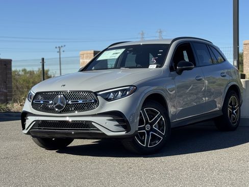 New 2026 Mercedes-Benz GLC 300 4MATIC image 2