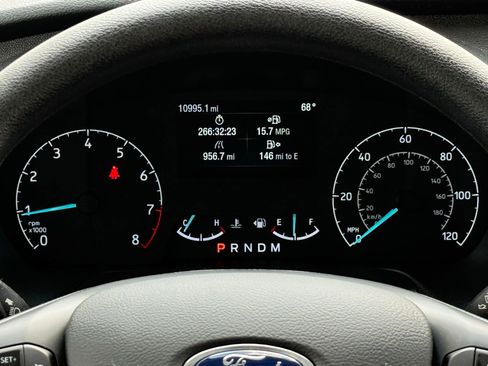 Used 2025 Ford Transit 350 XLT image 26