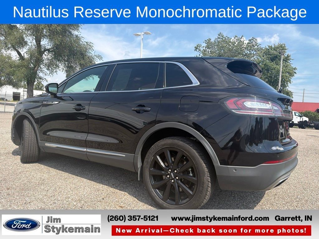 Used 2023 Lincoln Nautilus Reserve w/ Equipment Group 201A AWD/4WD image 4