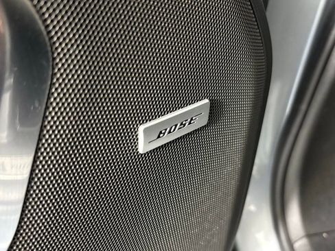 Used 2024 Chevrolet Suburban High Country w/ Premium Package image 19