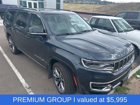 Used 2024 Jeep Wagoneer L Series III w/ Premium Group I image 3