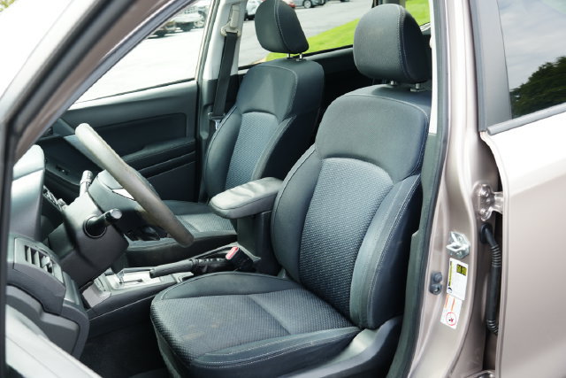 Used 2015 Subaru Forester 2.5i Premium w/ Protection Package #1 AWD/4WD image 23