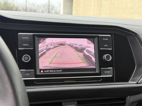 Used 2019 Volkswagen Jetta S image 24